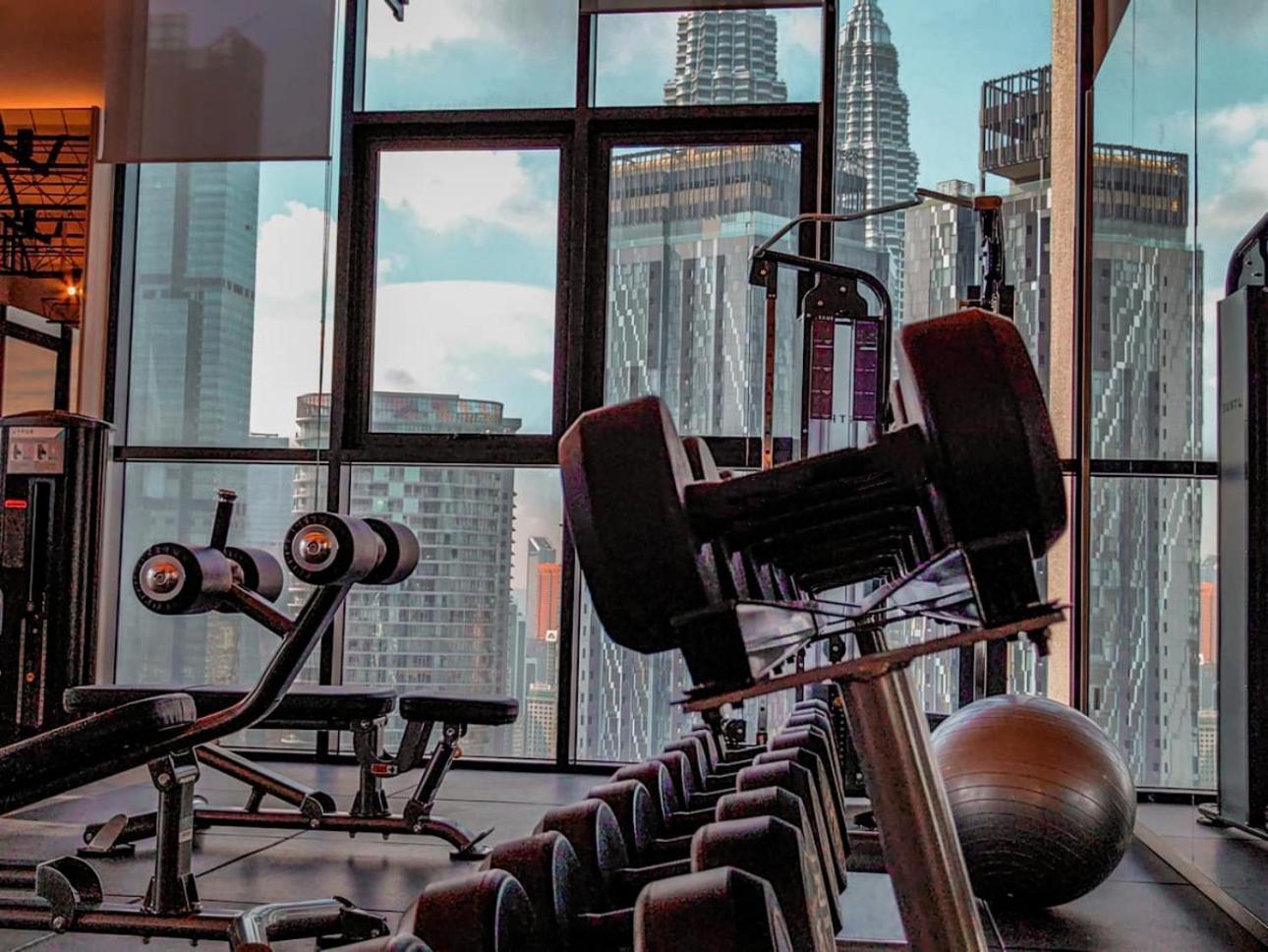 Scarletz Klcc Twin Tower By One39 Kl Apartemen