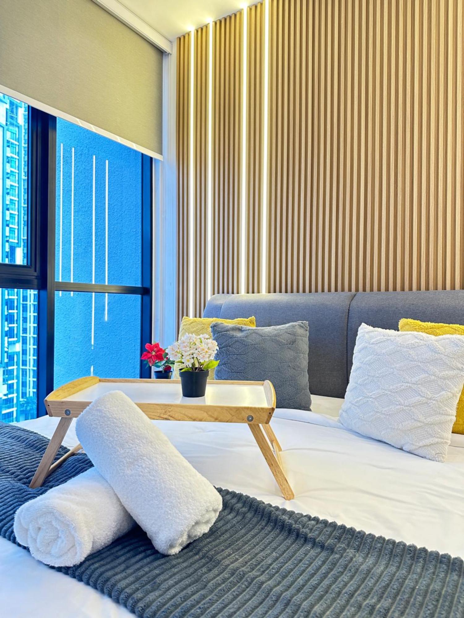 Apartment Scarletz Klcc Twin Tower By One39 Kl Kuala Lumpur