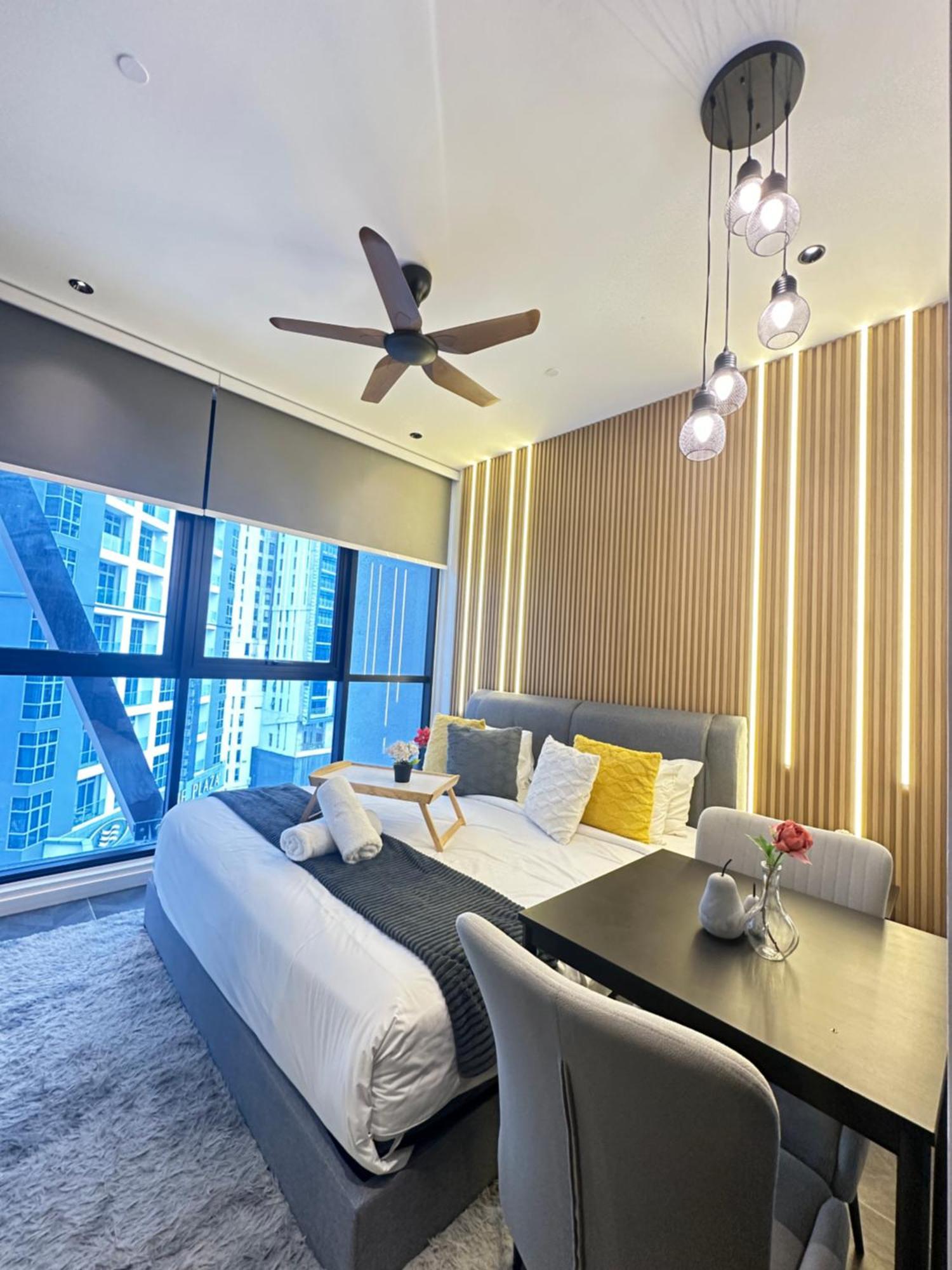 Scarletz Klcc Twin Tower By One39 Kl Apartment Kuala Lumpur
