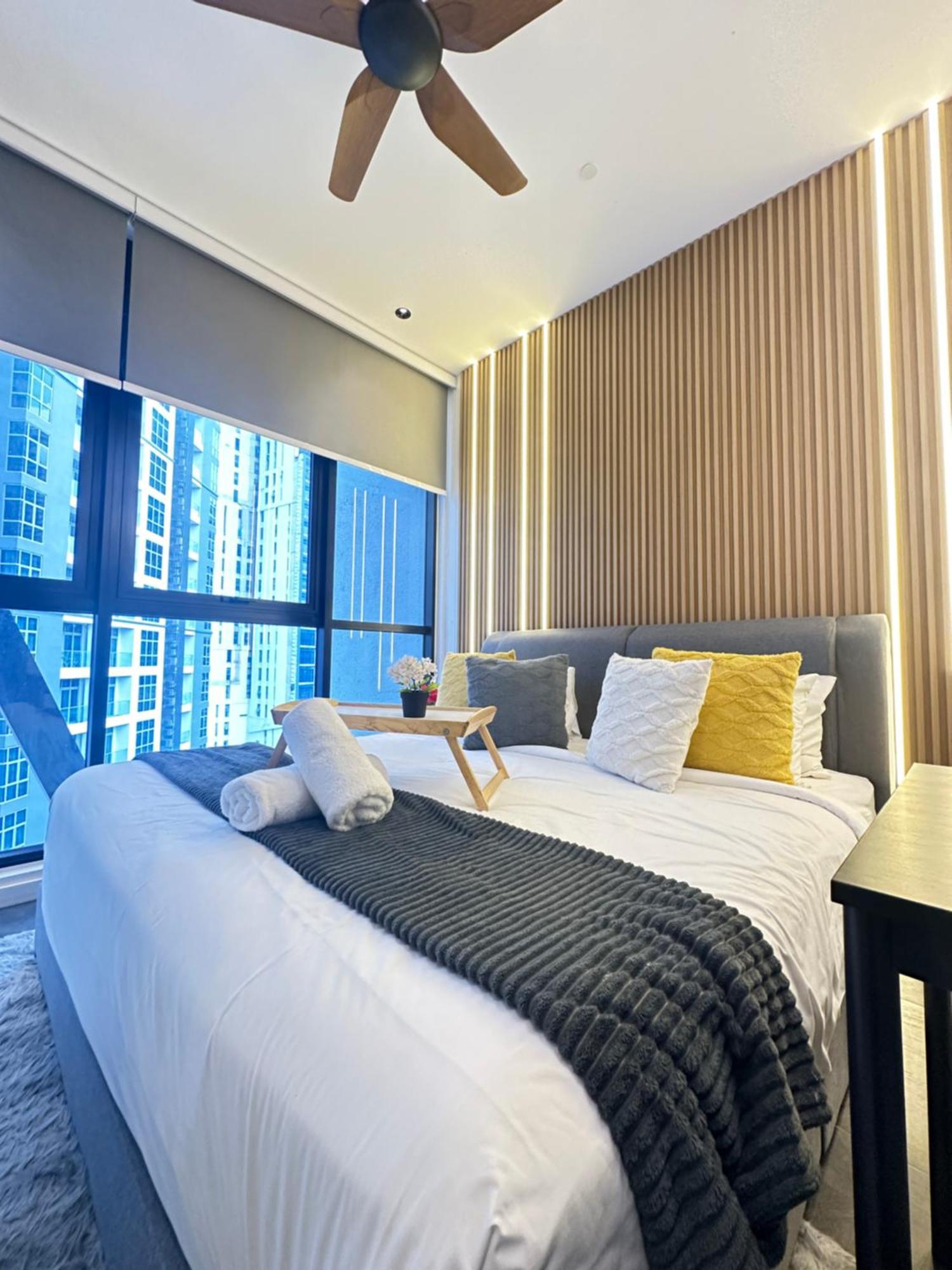 Scarletz Klcc Twin Tower By One39 Kl Apartment Kuala Lumpur